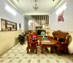 floor house for sale 5