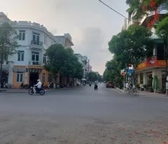 floor house for sale - corner lot with 2 front faces - phan ba vnh street intersection with bui thi xuan - crowded residents