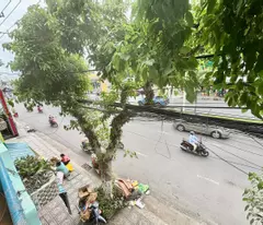 floor house for sale front of 2/4 street - hon chong - nha trang