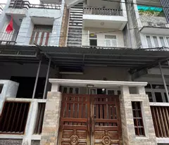 floor house for sale kien bien phu automobile - quang te. truong an. thuan hoa district. hue city price is only 3.5x