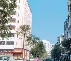 floor house for sale on business street, near quang trung park, thai binh city.