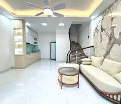 floor house for sale on hoang hoa tham street, ba dinh district, three atlantic level, miss segment