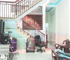 for only 160 million/m2, there is a commercial house in au co, ward 14, tan binh, 214m2, 3 floors, er than the area's social housing.