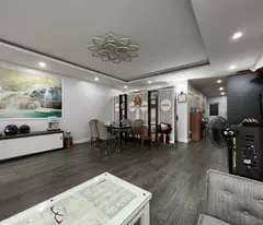 for sale 80m2 group apartment on hoang ngoc phach street, dong da district, 20m to the street, fully furnished, in suong
