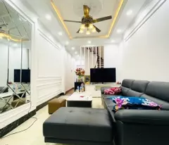 for sale nguyen trai townhouse 48m - 4 floors - lot plate - car lane - 4 bedroom right now. contact: 0393838449