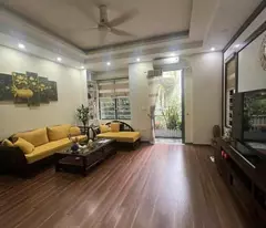 for sale of a sublot house in lang ha, dong da - corner lot 68m2 x 6 floors - sidewalk for cars to avoid - business