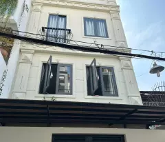 for sale of chdv nguyen trung tuyen building, ward 8, phu nhuan. 6x20m revenue 130 million, price 23 billion 5