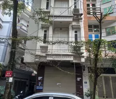 for sale of hai ba trung's automobile distribution house 24 billion 53m retired officers moves to the south to live with their children