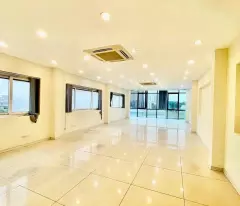 for sale of the building of the mp's office le trung tan - thanh xuan 182mx8t, mt 5.6m - 3 thong corner lot - cash flow