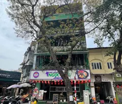 🔥 for sale old town house - 3-sided corner lot - miss front - excellent business 🔥