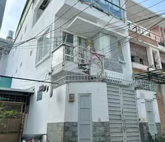 for sale residential house constructed in phu dien 32m2x4 floors, corner lot for cars to avoid day and night parking, price 7.5 billion