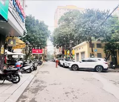 for sale tran duy hung townhouse in cau giay district, car away 40m2 4 floors 18 billion