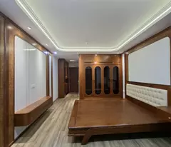 for sale tran quoc hoan - cau giay - car access to the house - elevator full new interior