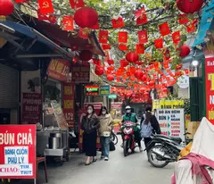for selling a 28m2 house in that tong, dong da for only 3.39 billion, own a 28m2 house near a car