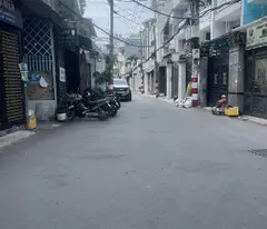 front house for sale in phan xich long area - 79m2 - 7 floors reinforced concrete - elevator over 600 million: about 16 billion.