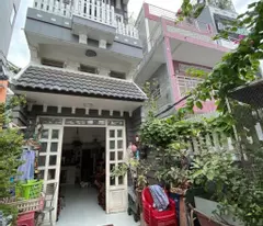 front house for sale in tung thien vuong [ward 11q8] area 50m2 (3.7 x 14m) 4 floors, only 6.5 billion