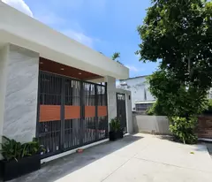garden villa right in the center of hoc mon 155m2 huge 7m horizontal. near hoc mon market.
