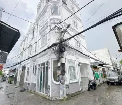 ground house, 3 floors, roof, corner, 2 faces, with indoor car parking
