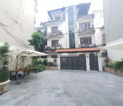 hoa bang villa for sale - cau giay villa - extremely rare - huge front house - car access to the house - surprise