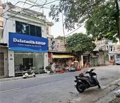 hoa lam 4-storey house for sale - 83m2 - subdivided lot - free car - good business. price: 21.x billion