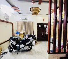 hoang hoa tham house for sale, 43m square, 6 floors, 5.5m frontage, price 5 billion 500 million, near streets and alleys of vinh phuc