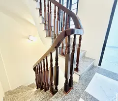 hoang mai townhouse for sale: nice location - car parking - construction people - good security