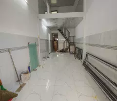 house 6 million, 3 bedrooms, alley 50 quang trung