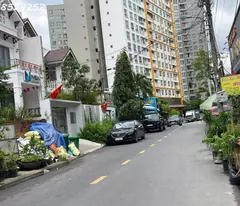house and street for sale, 210m2, 3 floors near the center of district 2
