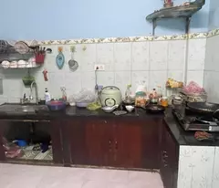 house board on ngo quyen street, 3m roof, near market, near sea, high rais, selling land and giving a house,