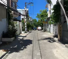 house for sale 1 ground and 1 floor in nha trang chess area.