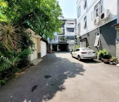 house for sale 100m2, 5 bedrooms, 5 bathrooms, ground floor with mezzanine, linh trung alley, thu duc - 5.15 billion