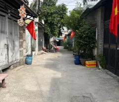 house for sale 100m2 bui van ngu district 12 - close to hiep thanh city - car alley - 4 rooms for rent - 5.2 billion