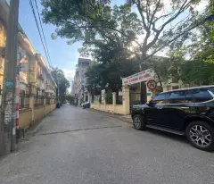 house for sale 110m2, car parking, le math lane, long bien.