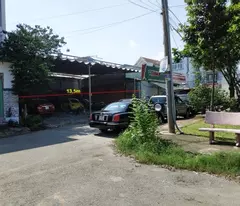 house for sale 13.5x12= 160m2, 50m from pham van dong, next to giga mall supermarket, opposite green park