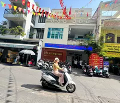 house for sale 15m front of xom chieu street, district 4 - vip location surrounded by xom chieu church,
