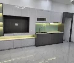 house for sale 33m2 tram troi town. detached 5 floors, 3 bedrooms fully furnished. next to giang xa market