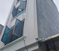 house for sale 35m2, 5 floors, 3 bedrooms, 4 bathrooms, elevator, 10m frontage on cau to street, ta thanh oai - 5.5 billion 0702121992