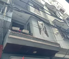 house for sale 40m2-4 floors hoang quoc viet cau giay hanoi