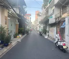 house for sale 66m2 - next to 5m car always - surrounding nguyen son - nhh 4 billion