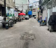 house for sale 72/19 huynh van banh ward 15 phu nhuan price: 2.9 billion negotiable