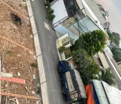 house for sale 90m2, 2 front and rear front streets, right on le van viet for only 4t