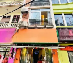 house for sale, alley 54 nguyen chi thanh, area 33m2, construction 4 floors, land area 4m, airy, convenient for business. price 11.2 billion.