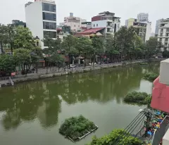 house for sale at 110 tran duy hung cau giay - cars avoid lake view good business: 90m2 - 37.5 billion