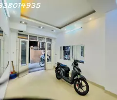 house for sale at 173 hoang hoa tham, ba dinh, hanoi. area 37m2. price: 9.6 billion, sđcc