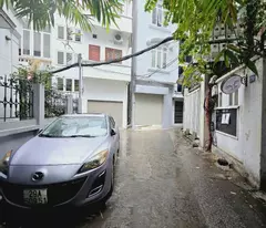 house for sale at 260 cau giay street - beautiful location for cars avoid business: area 78m2 price 22.5 billion