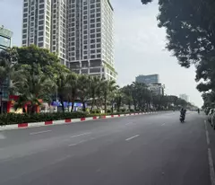 house for sale at 36 dao tan, ba dinh - combined homestay - 95m2, mt 6.2m, 21 billion.