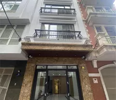 house for sale at alley 106 hoang quoc viet 50 m2, 6 floors with elevator, alley, 2 cars