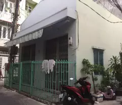 house for sale at alley 84 hung vuong street, loc tho ward, nha trang city, khanh hoa province, 70.4m2, corner lot