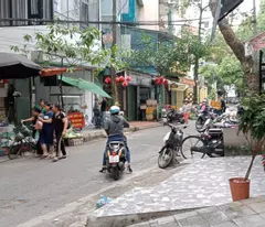 house for sale at avoiding car lane, bussy business in tran dien street 60m, 6t, mt 5m, approximately 16 billion. 0937651883.
