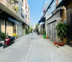 house for sale at go xoai social house, adjacent to tan phu. beautiful house with 2 floors, 64m2. only 5 billion. nice house to live in, highly educated people